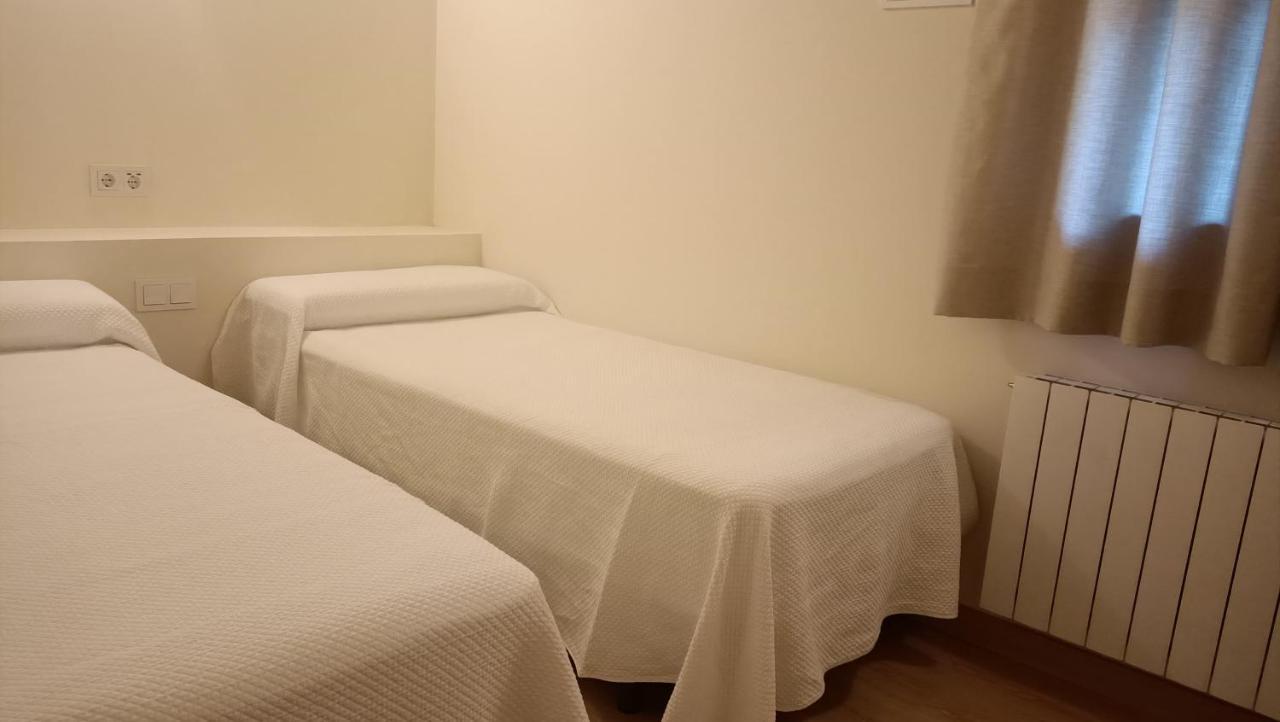 Rural Berros Apartment La Guingueta D'Aneu Ngoại thất bức ảnh