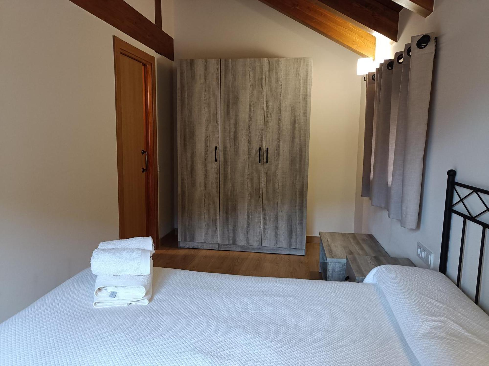 Rural Berros Apartment La Guingueta D'Aneu Ngoại thất bức ảnh