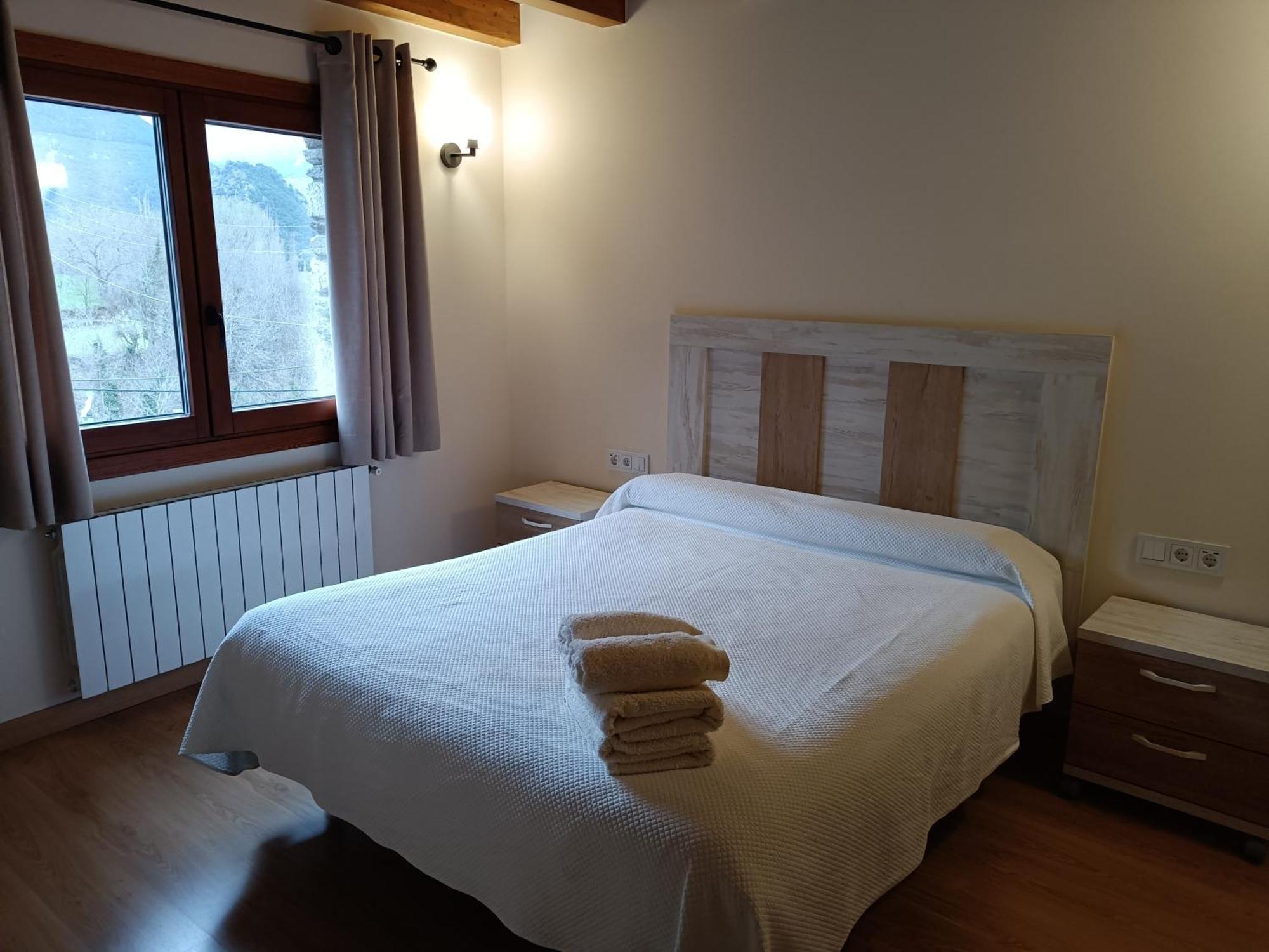 Rural Berros Apartment La Guingueta D'Aneu Ngoại thất bức ảnh