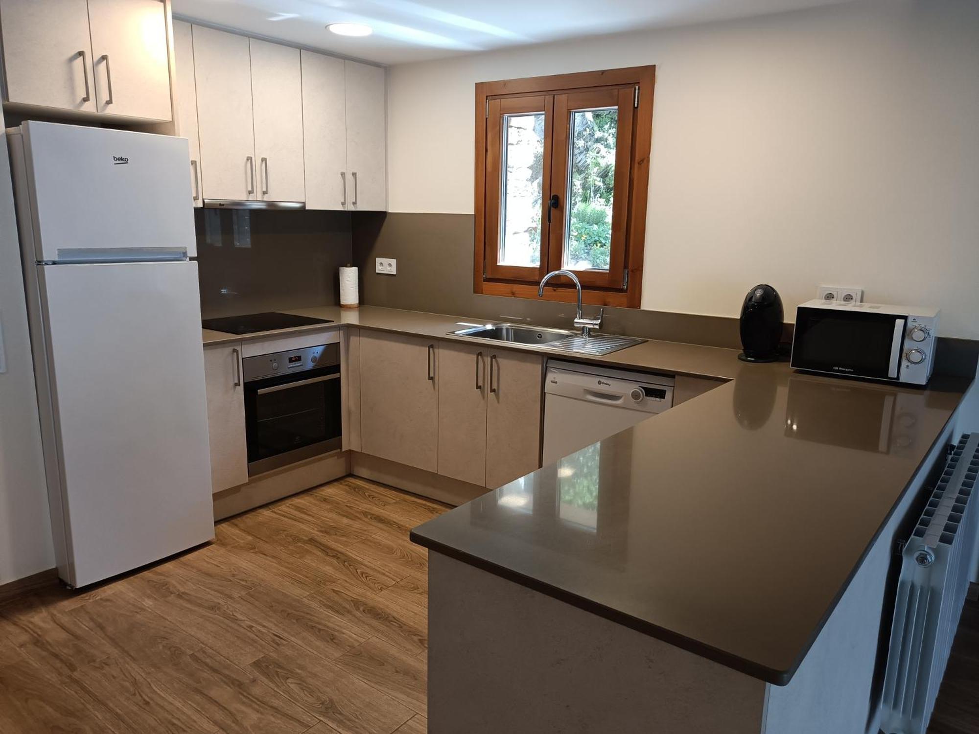 Rural Berros Apartment La Guingueta D'Aneu Ngoại thất bức ảnh