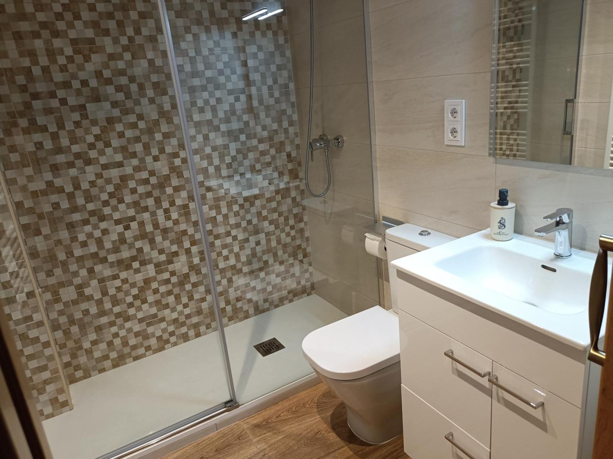 Rural Berros Apartment La Guingueta D'Aneu Ngoại thất bức ảnh