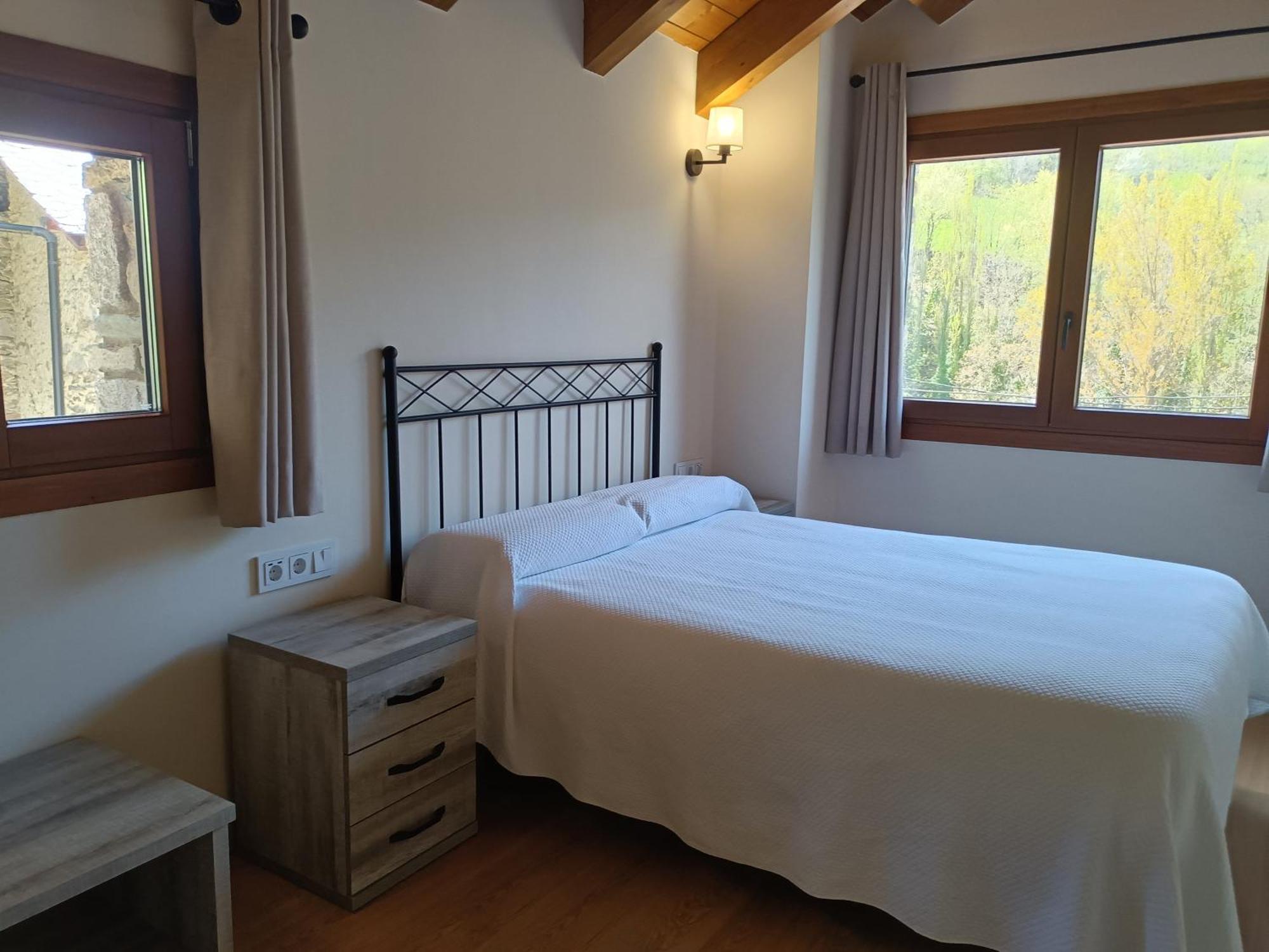 Rural Berros Apartment La Guingueta D'Aneu Ngoại thất bức ảnh